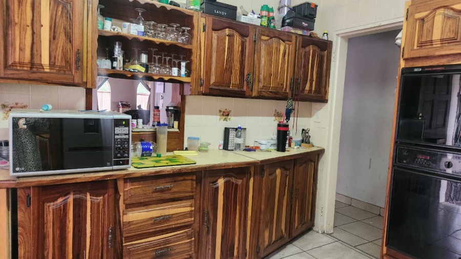 3 Bedroom Property for Sale in Protea Park North West